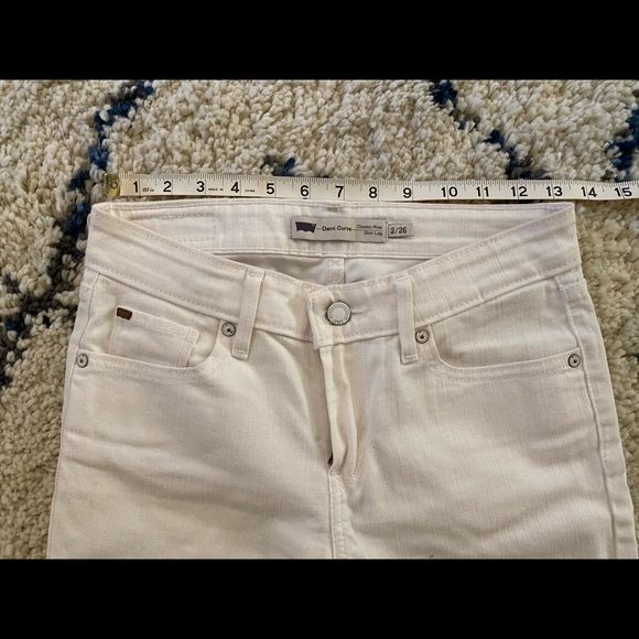 White Levi Jeans🤍 - Picture 3 of 5